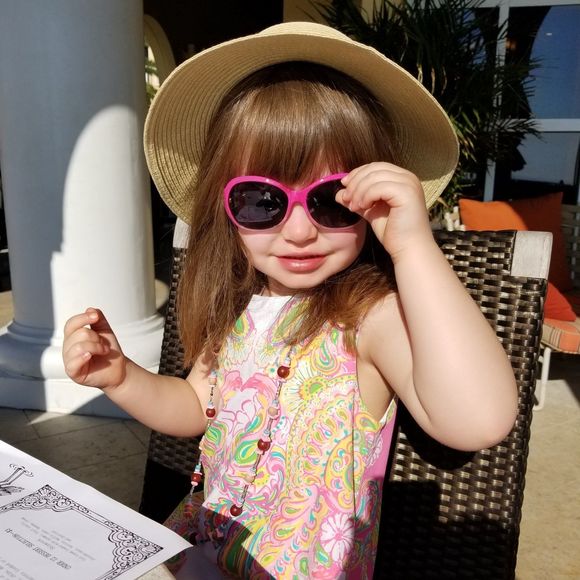 Meet your Posher, Lisa - Picture 1 of 1